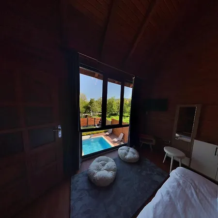 Hotel Cetgardenbungalow